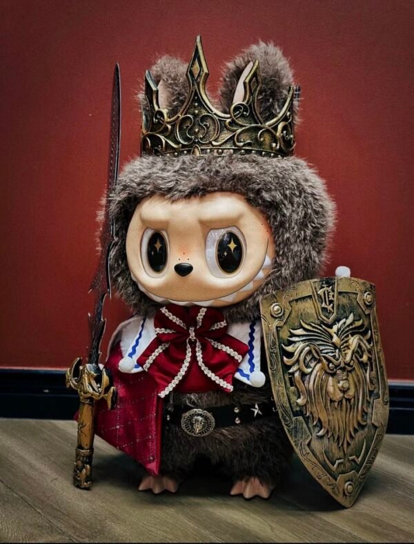 🛡️ POP MART Labubu – Royal Knight Duo Set (58cm Limited Edition) - Image 3