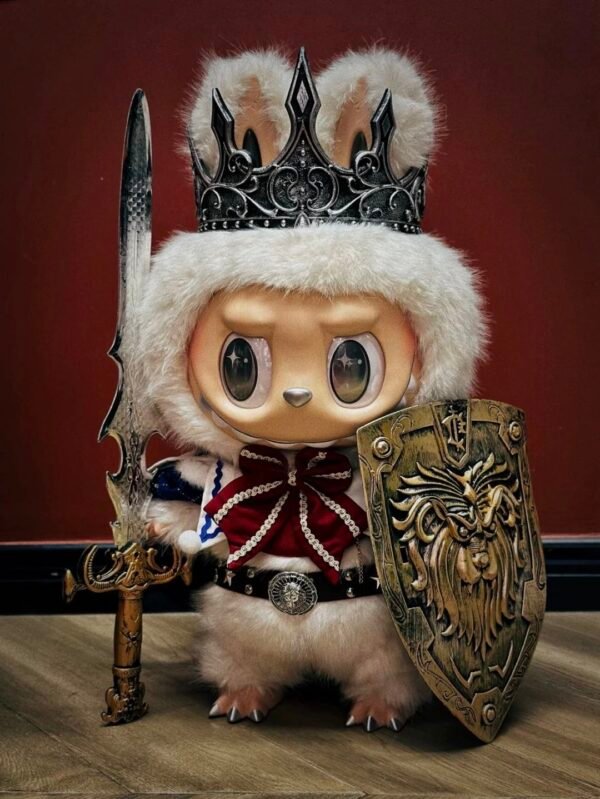 🛡️ POP MART Labubu – Royal Knight Duo Set (58cm Limited Edition) - Image 2